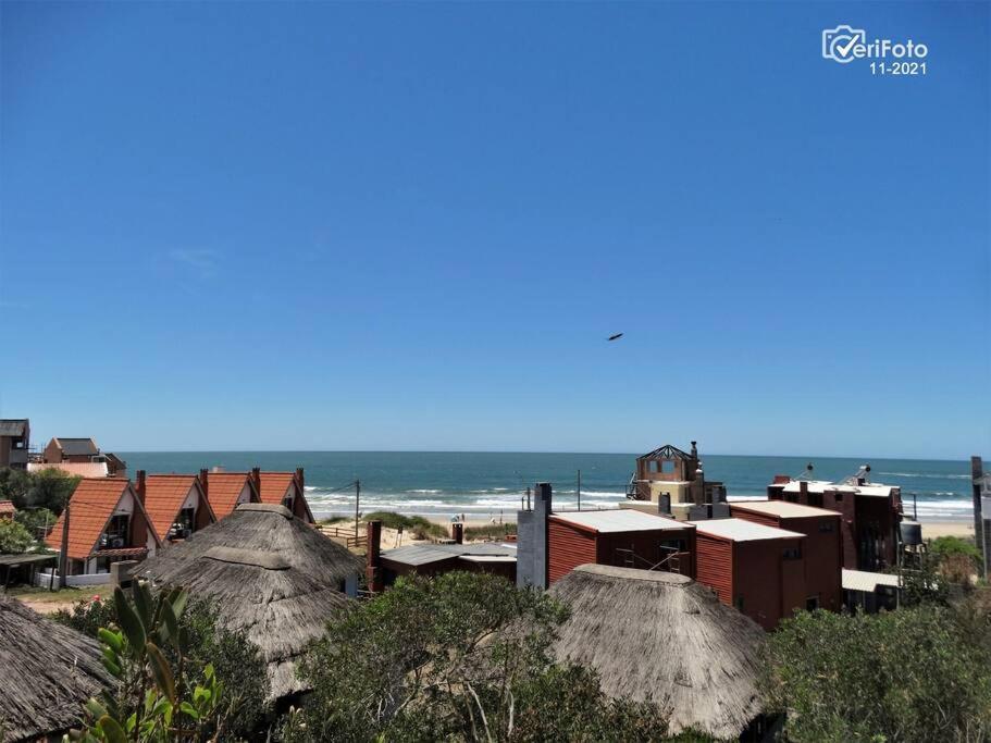 Villa Cabanas En Playa Rivero à Punta Del Diablo Extérieur photo